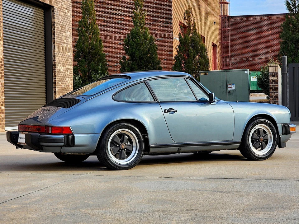1984 Porsche 911 Carrera 3.2 - Image 16 of 21