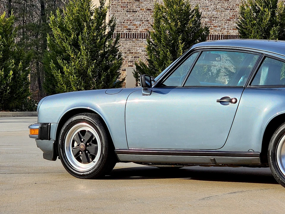 1984 Porsche 911 Carrera 3.2 - Image 12 of 21