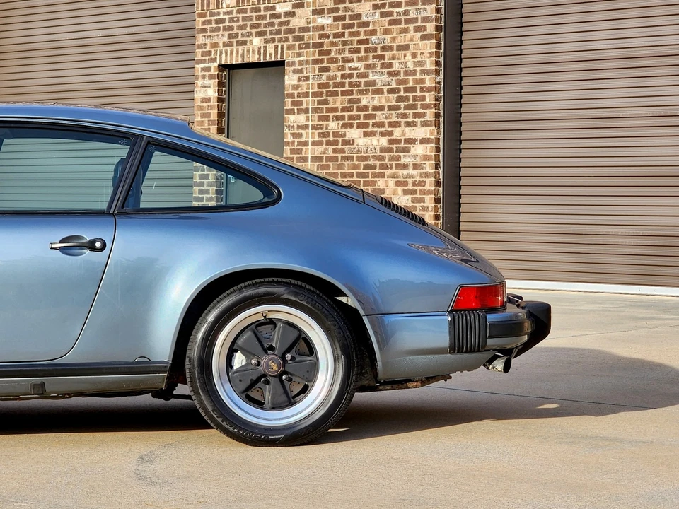 1984 Porsche 911 Carrera 3.2 - Image 10 of 21