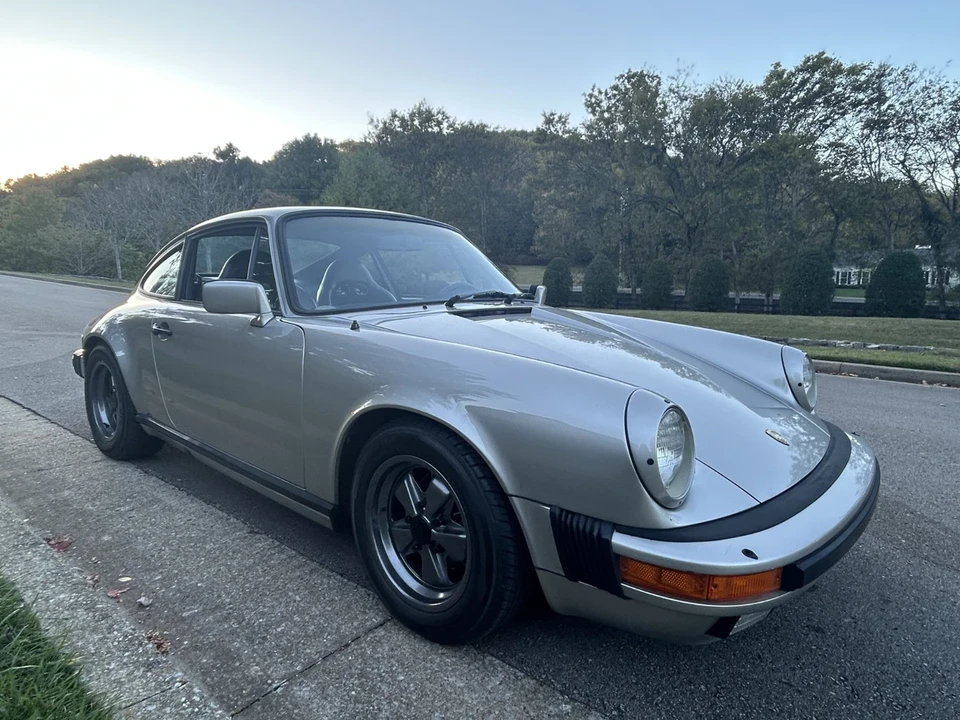 1984 Porsche 911 Carrera 3.2 - Image 9 of 21