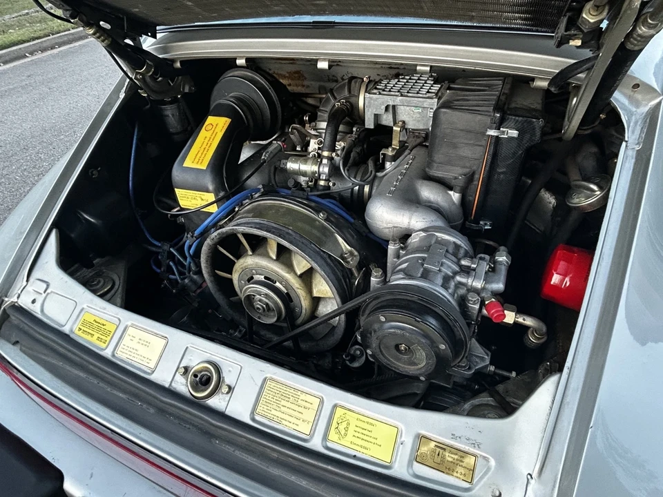 1984 Porsche 911 Carrera 3.2 - Image 13 of 21