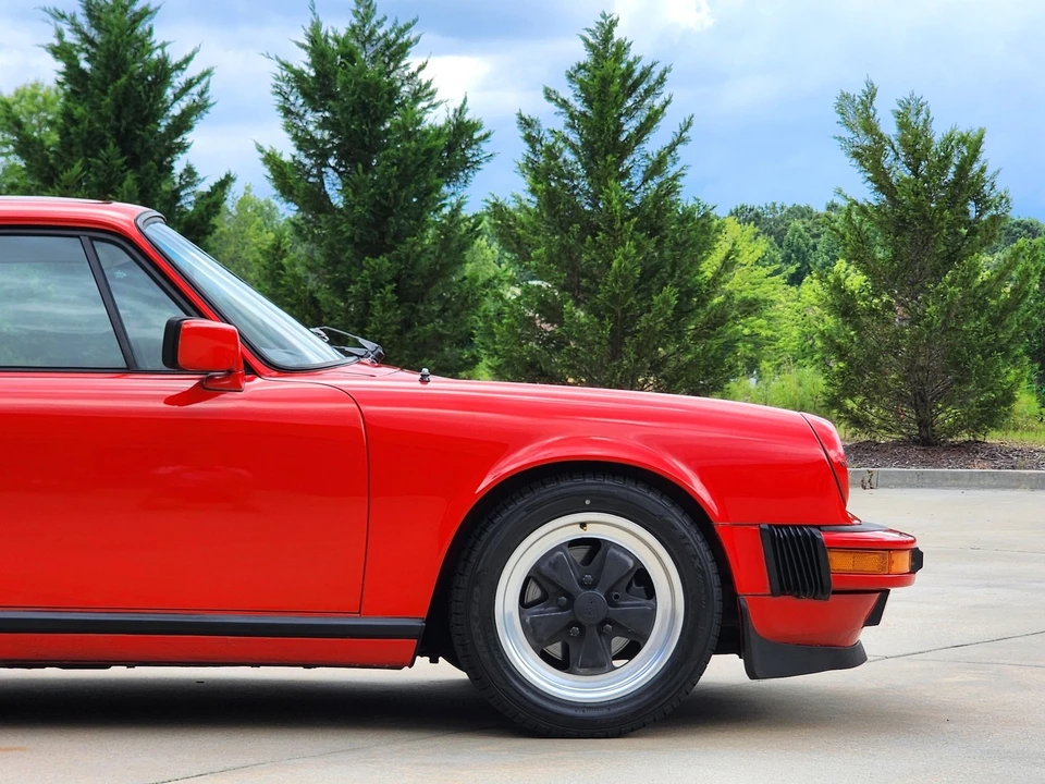 1984 Porsche 911 Carrera 3.2 - Image 18 of 31