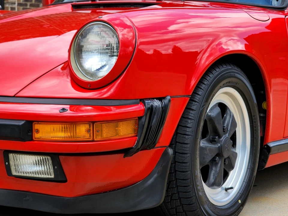 1984 Porsche 911 Carrera 3.2 - Image 28 of 31