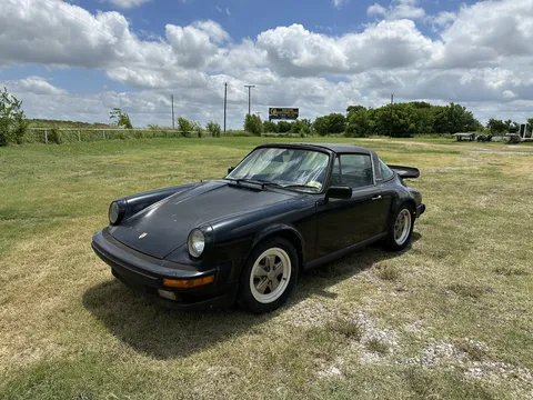 1984 Porsche 911 Carrera Targa