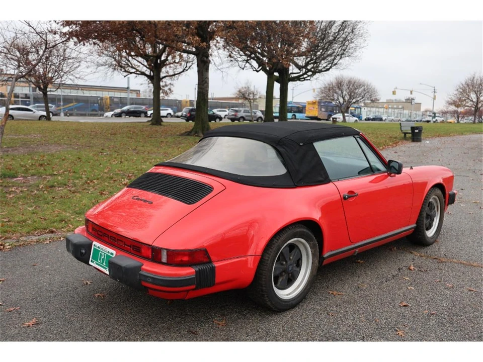 1984 Porsche 911 Carrera 3.2 - Image 7 of 10