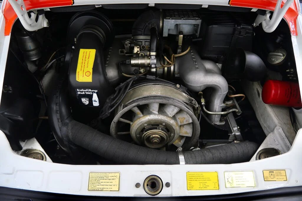 1984 Porsche 911 Carrera 3.2 - Image 12 of 31