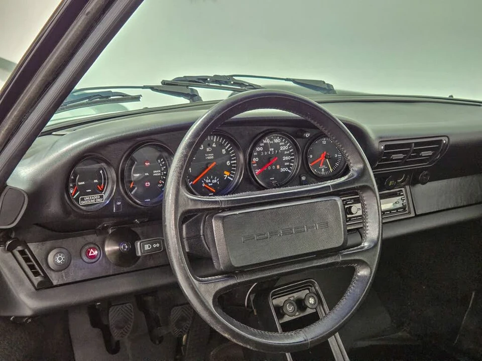 1984 Porsche 911 Carrera 3.2 - Image 13 of 14