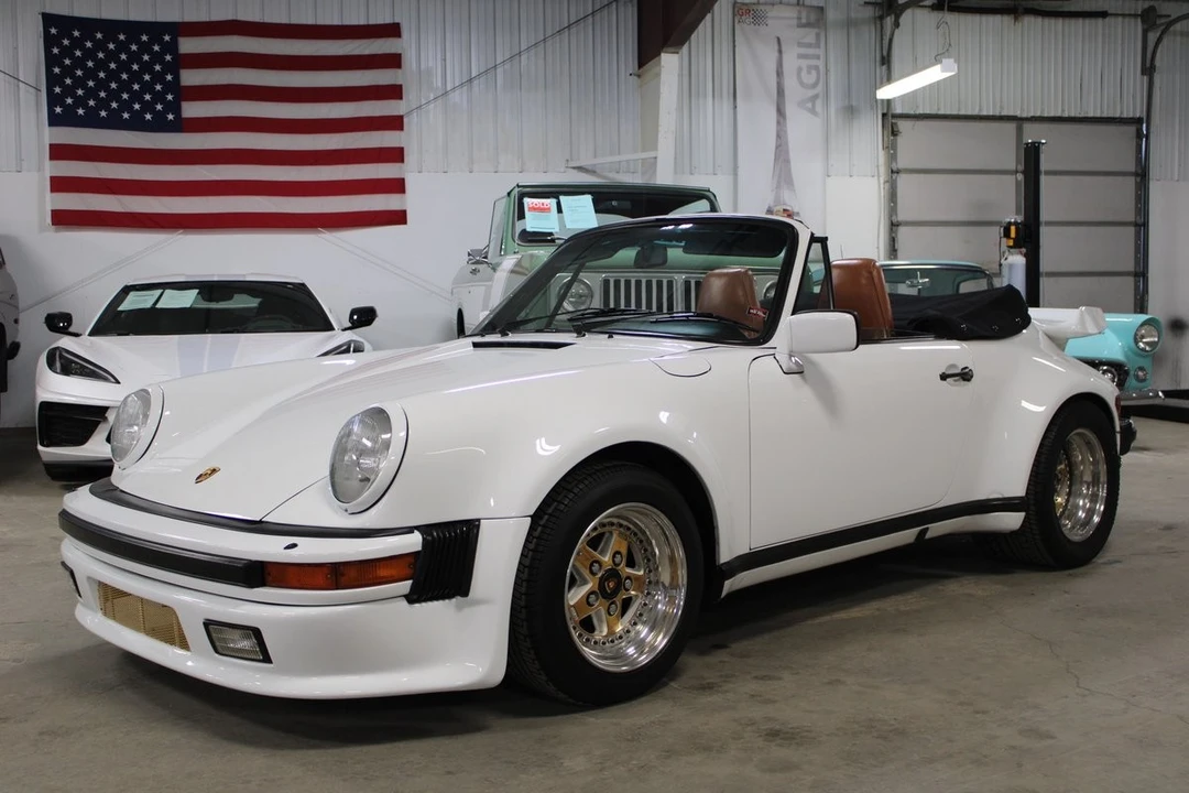 1984 Porsche 911 Carrera 3.2 - Image 25 of 31