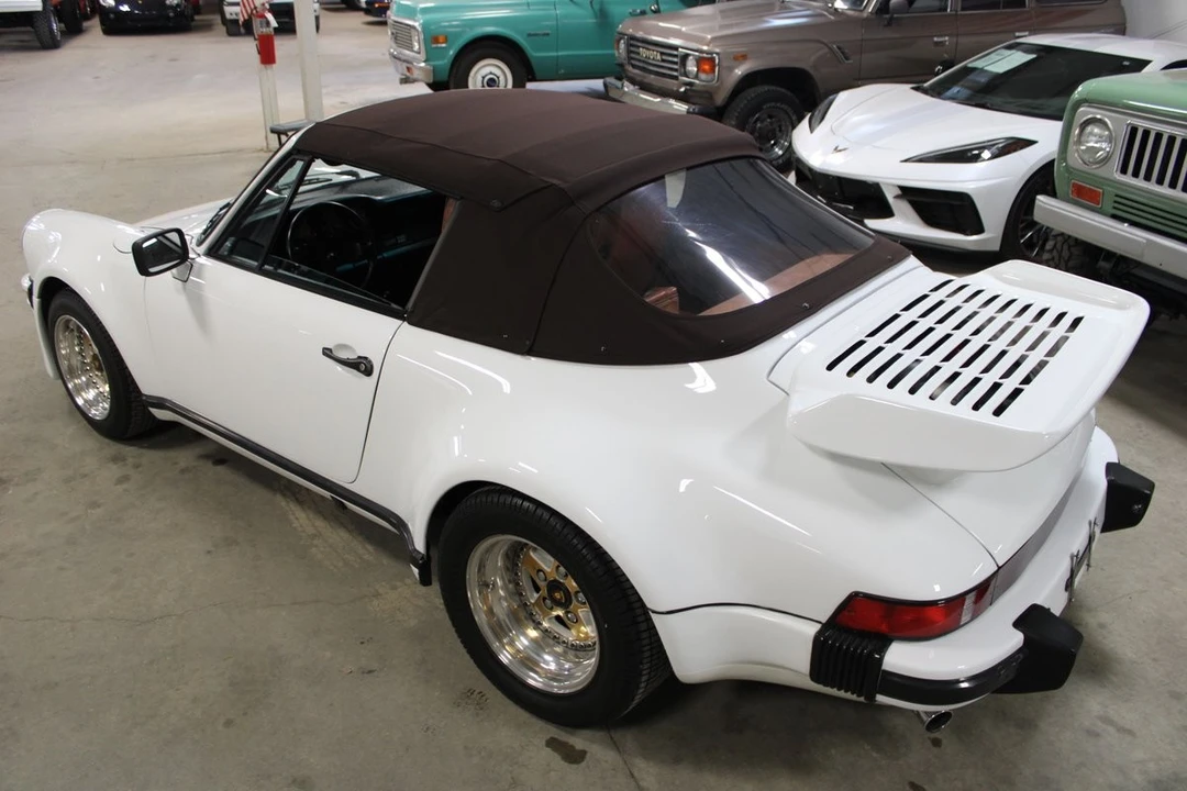 1984 Porsche 911 Carrera 3.2 - Image 18 of 31