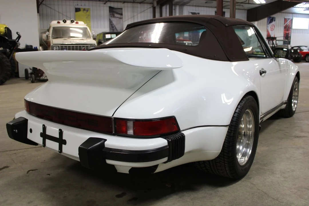 1984 Porsche 911 Carrera 3.2 - Image 6 of 31