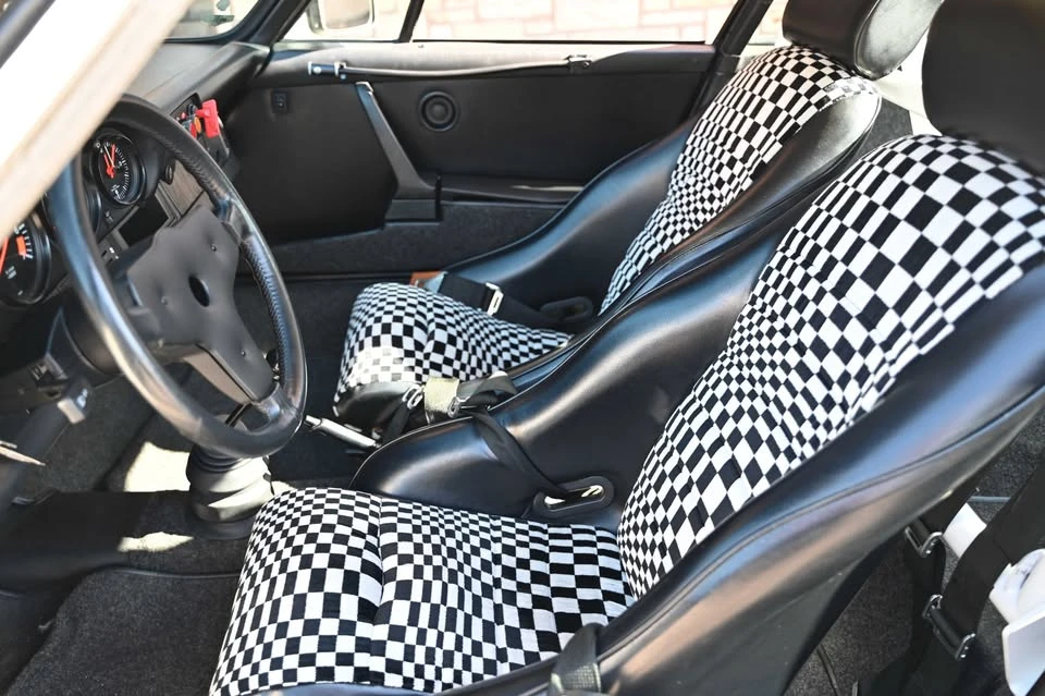 1984 Porsche 911 Carrera 3.2 - Image 16 of 18