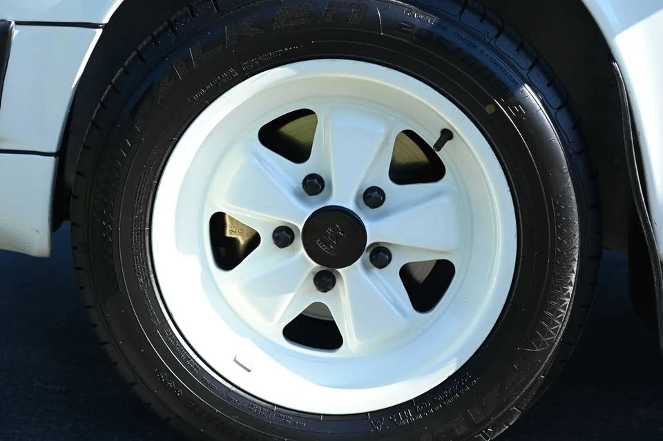 1984 Porsche 911 Carrera 3.2 - Image 10 of 18
