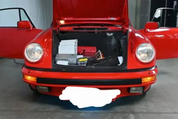 1984 Porsche 911 Carrera 3.2 - Image 2 of 17