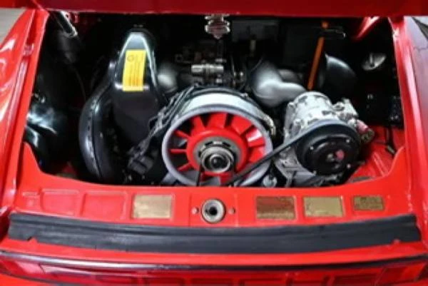 1984 Porsche 911 Carrera 3.2 - Image 7 of 17