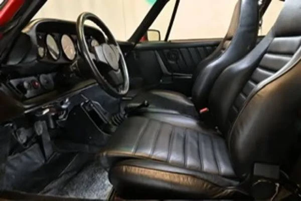 1984 Porsche 911 Carrera 3.2 - Image 12 of 17