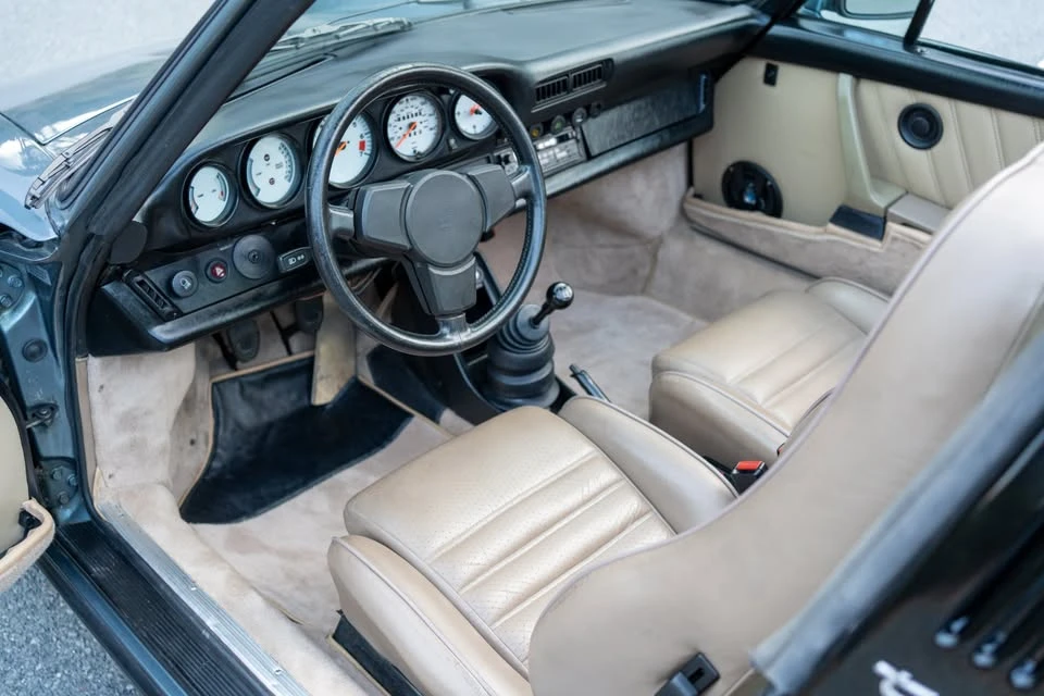 1984 Porsche 911 Carrera 3.2 - Image 5 of 7