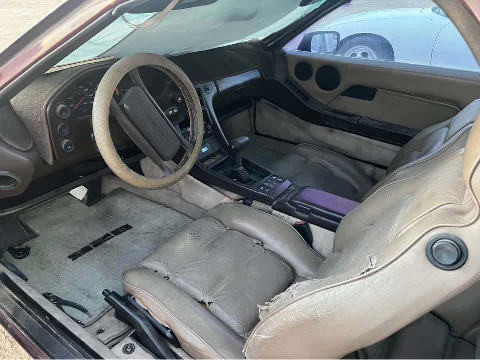 1984 Porsche 928 - Image 5 of 7