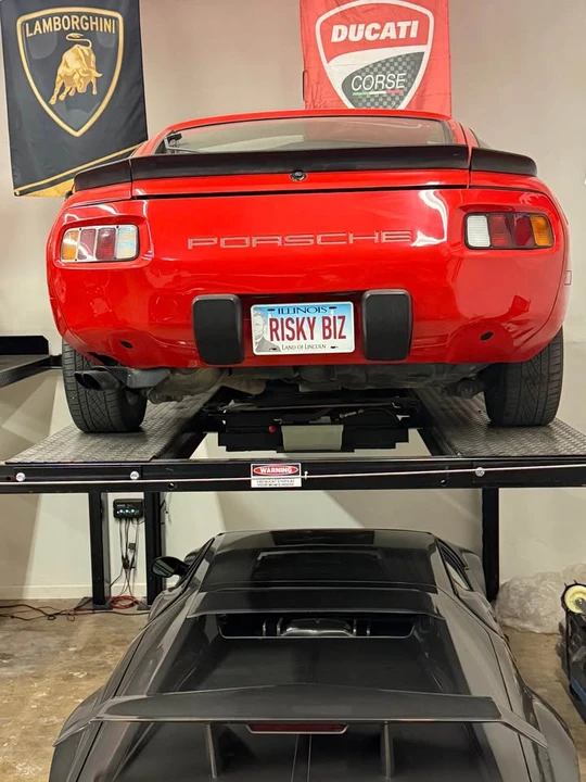 1984 Porsche 928 - Image 3 of 10