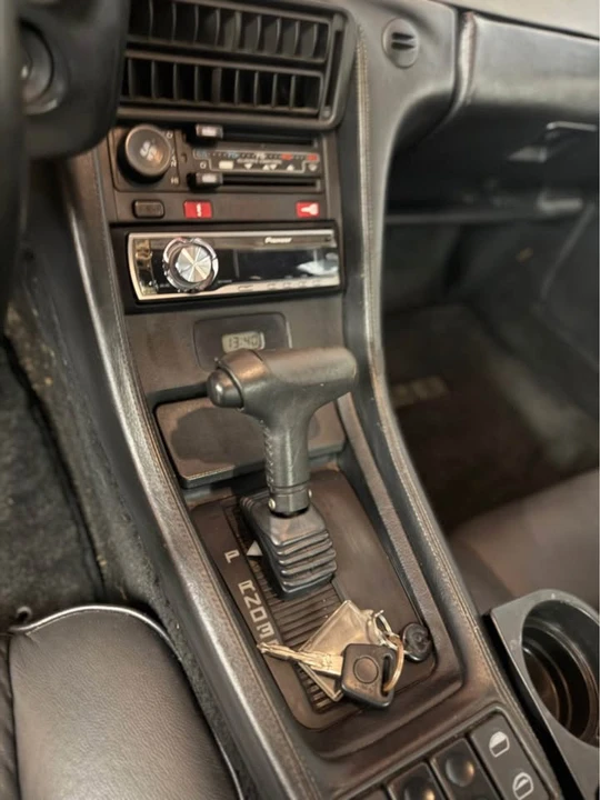 1984 Porsche 928 - Image 8 of 10