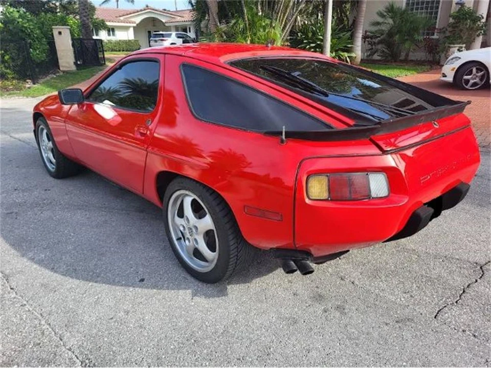 1984 Porsche 928 S - Image 3 of 13