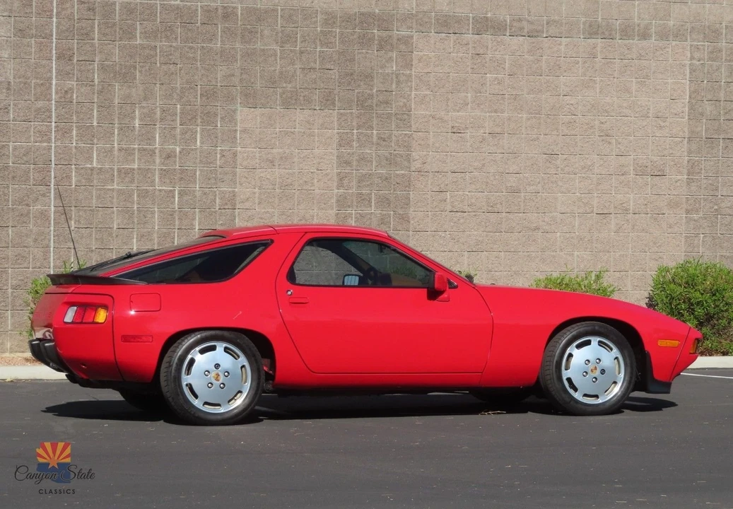 1984 Porsche 928 S - Image 4 of 21