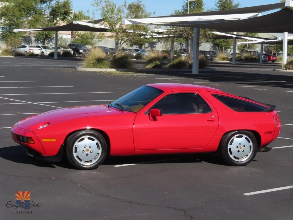 1984 Porsche 928 S - Image 9 of 21