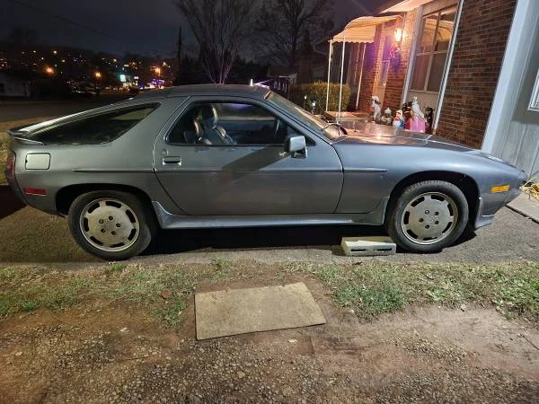 1984 Porsche 928 S - Image 17 of 18