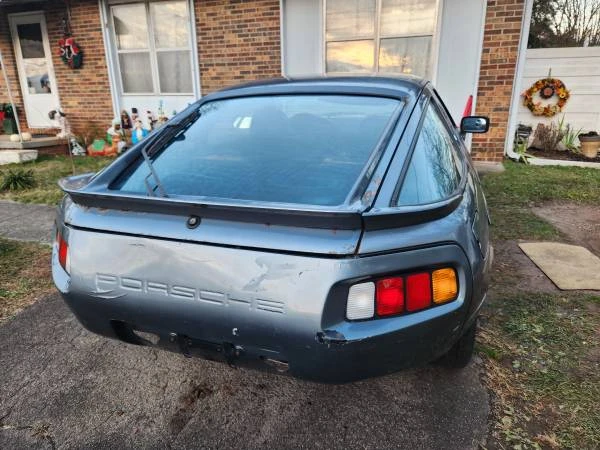 1984 Porsche 928 S - Image 5 of 18