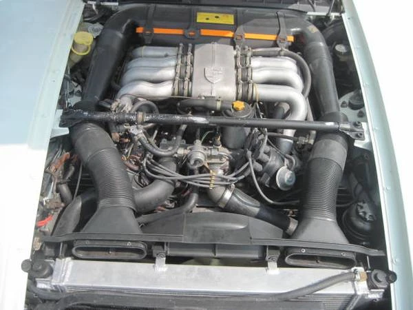 1984 Porsche 928 - Image 10 of 10