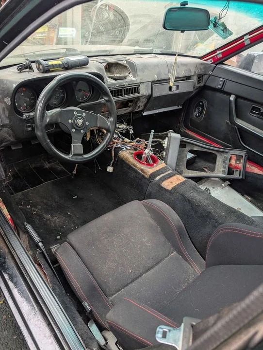 1984 Porsche 928 - Image 4 of 7