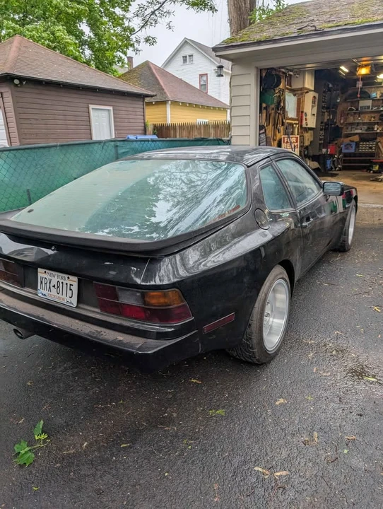 1984 Porsche 928 - Image 3 of 7
