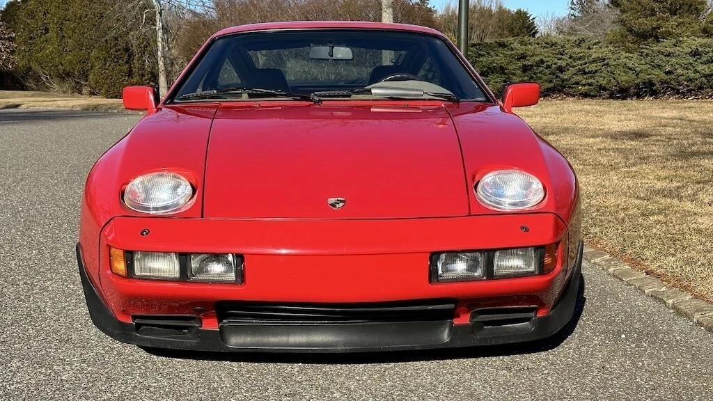1984 Porsche 928 - Image 5 of 21