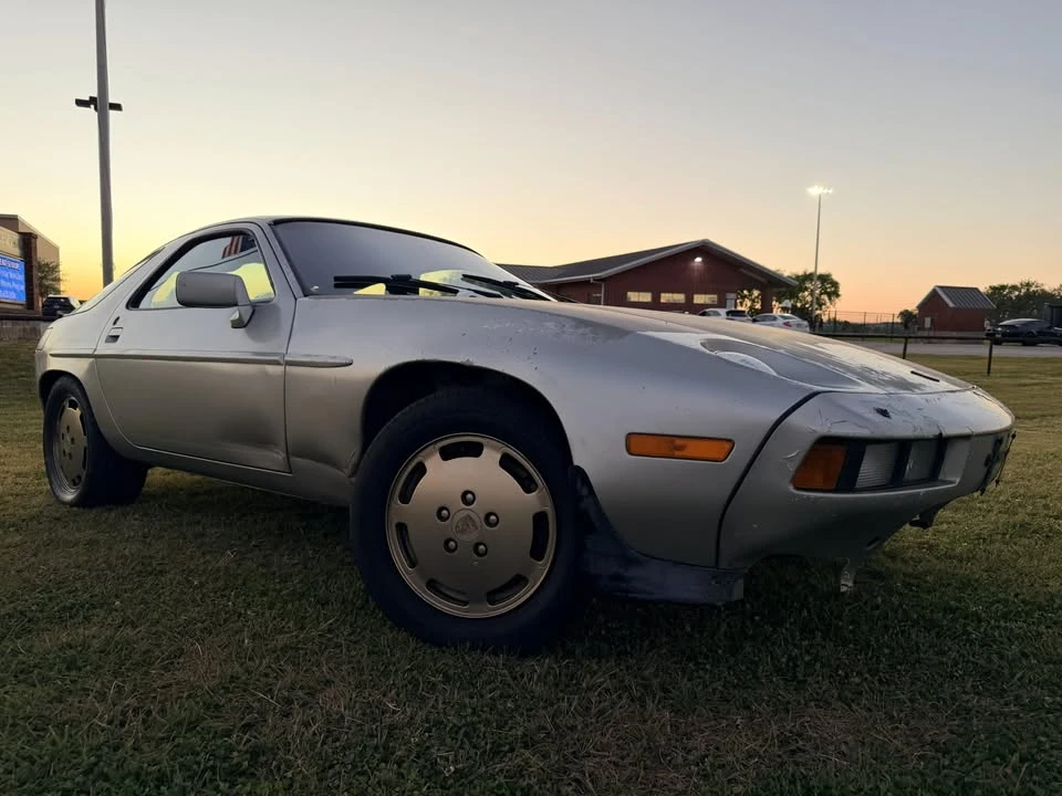 1984 Porsche 928 S - Image 6 of 9