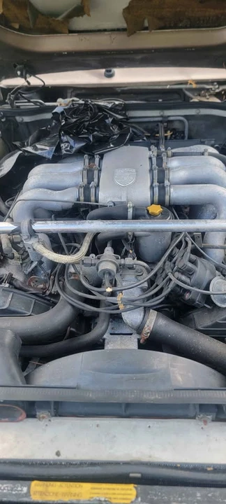 1984 Porsche 928 - Image 6 of 12