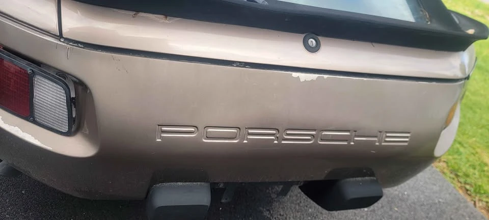 1984 Porsche 928 - Image 11 of 12