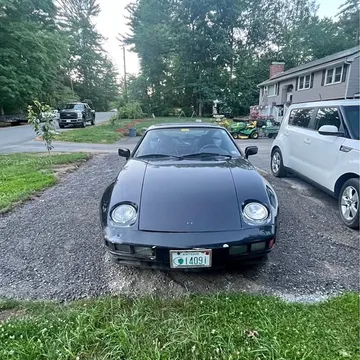 1984 Porsche 928 GTS Coupe