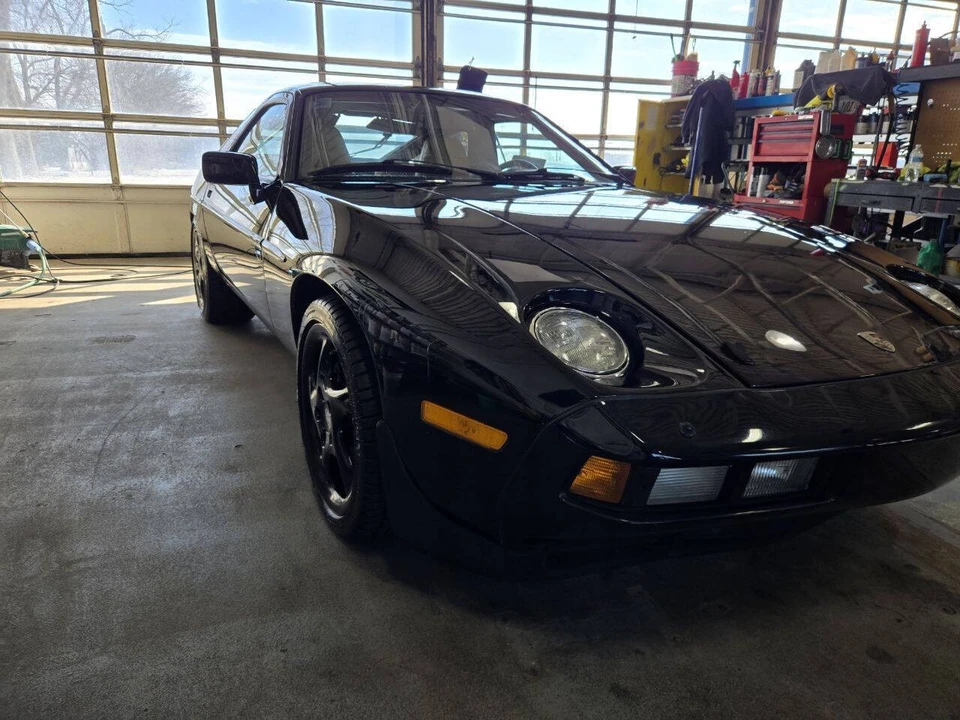 1984 Porsche 928 S - Image 3 of 7