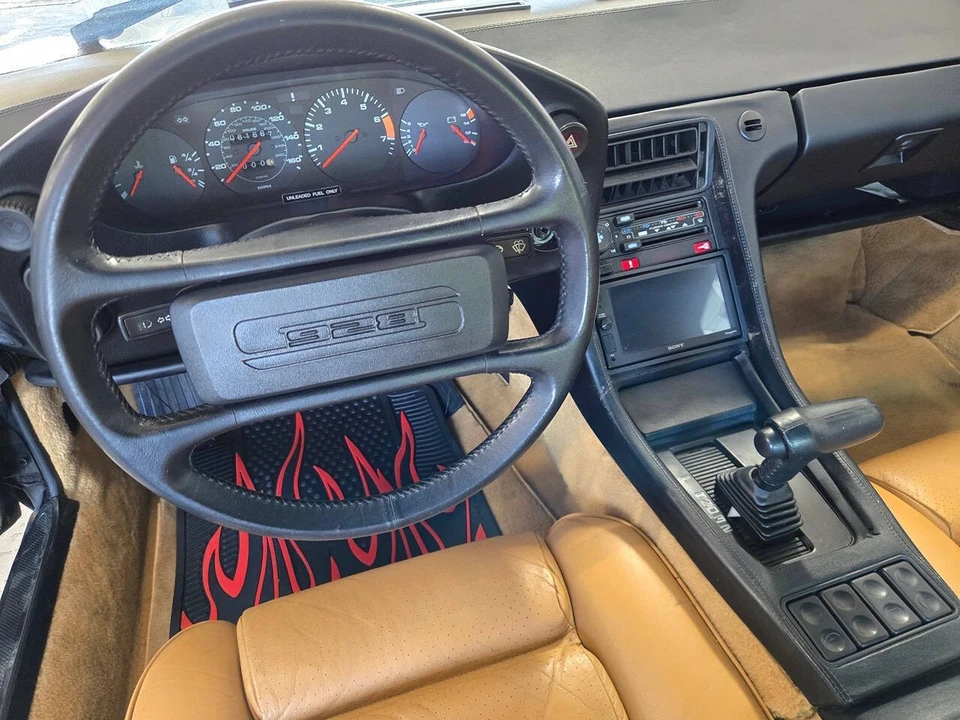 1984 Porsche 928 S - Image 12 of 12
