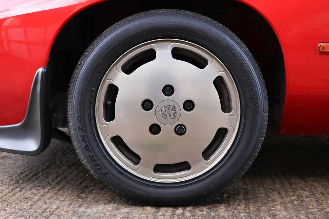1984 Porsche 928 S - Image 21 of 30