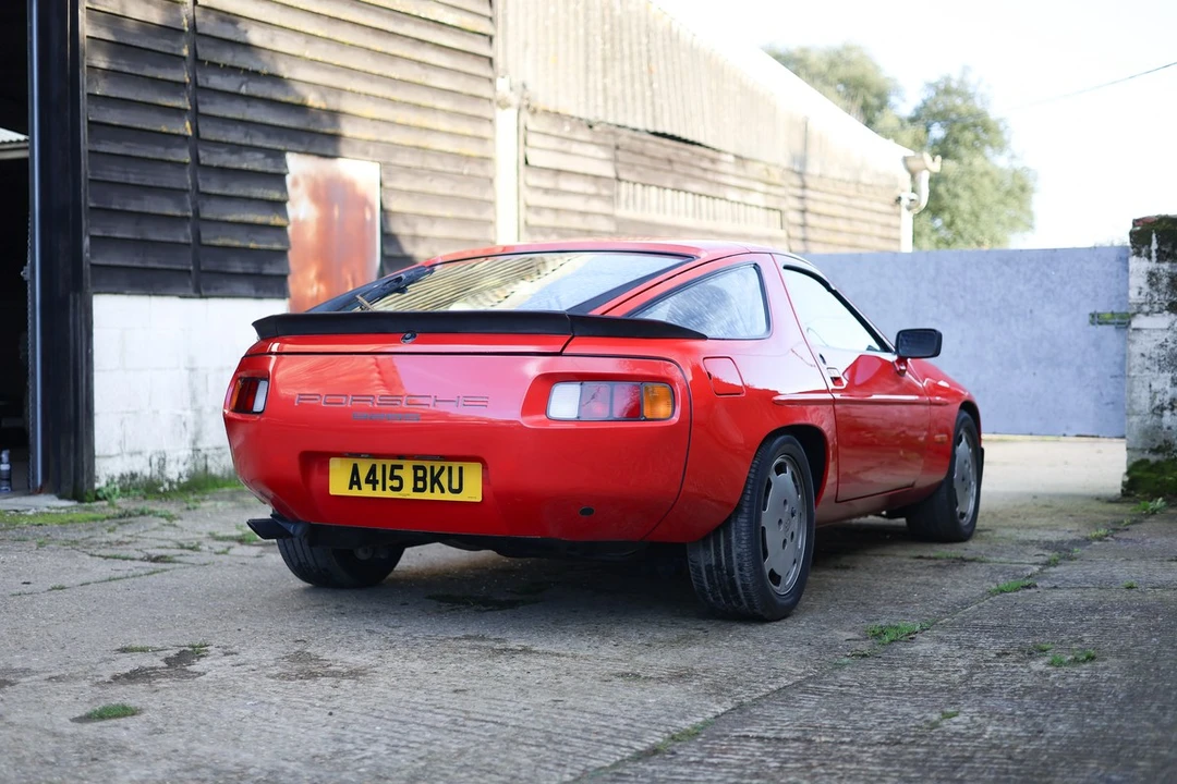 1984 Porsche 928 S - Image 12 of 30