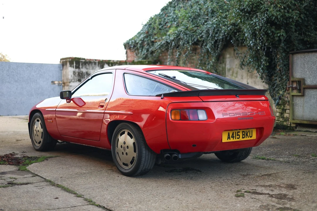 1984 Porsche 928 S - Image 14 of 30