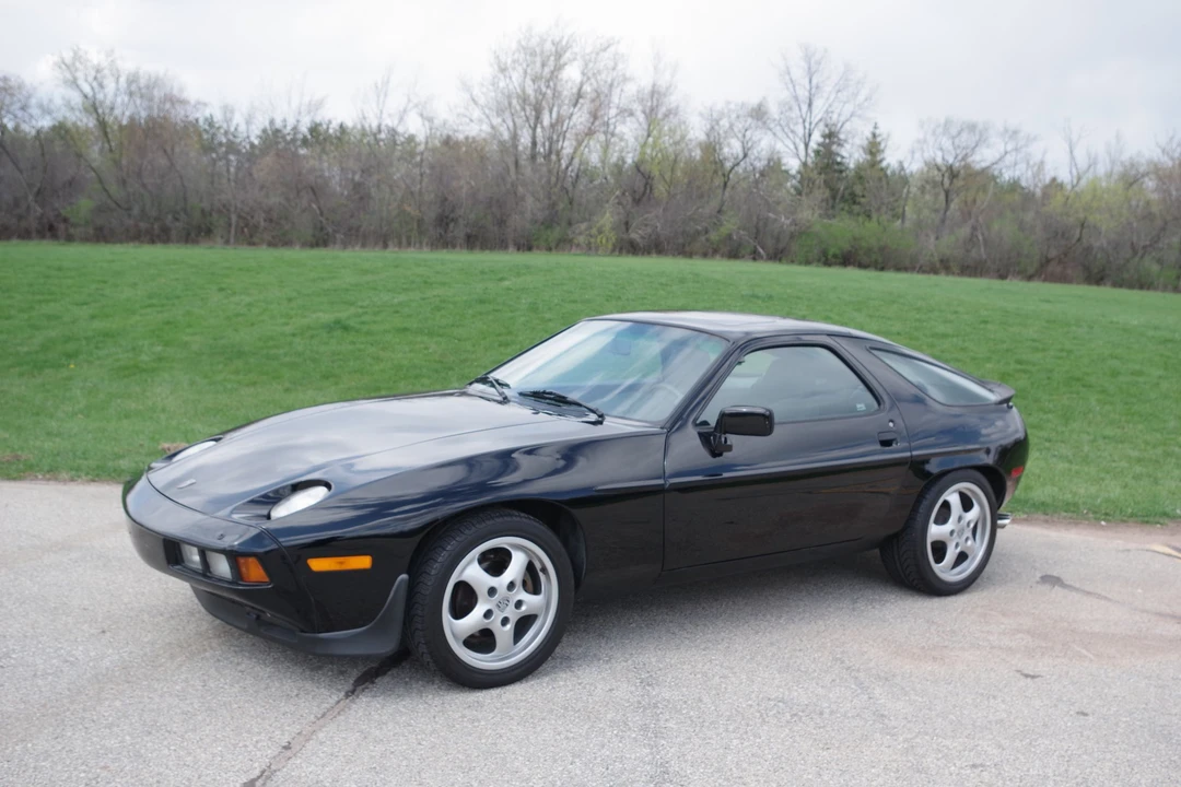 1984 Porsche 928 S - Image 6 of 31
