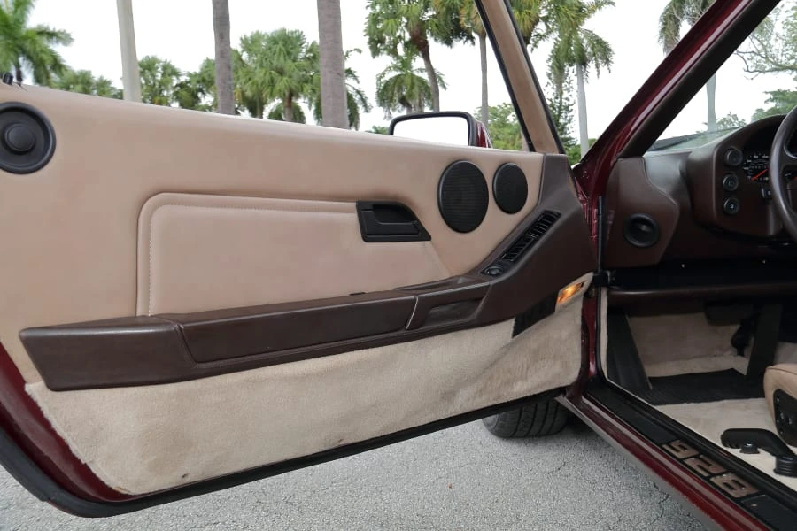 1984 Porsche 928 S - Image 14 of 23