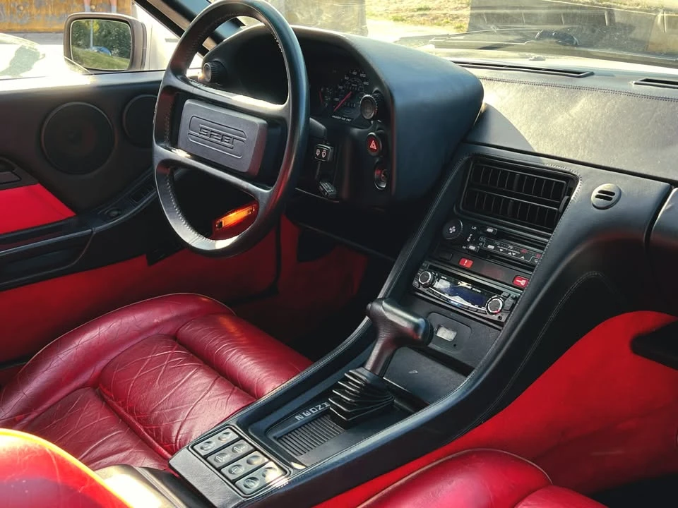 1984 Porsche 928 S - Image 16 of 18