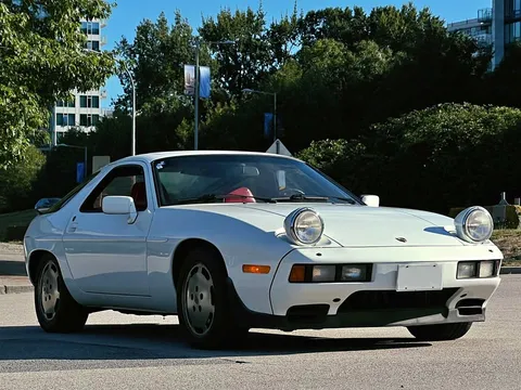 1984 Porsche 928 S