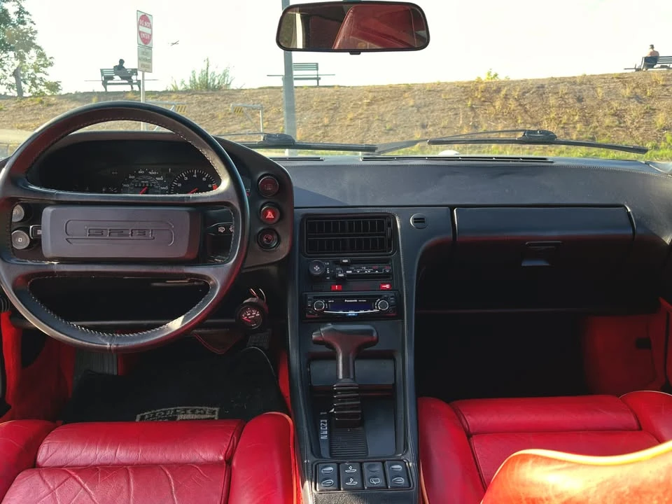 1984 Porsche 928 S - Image 15 of 18