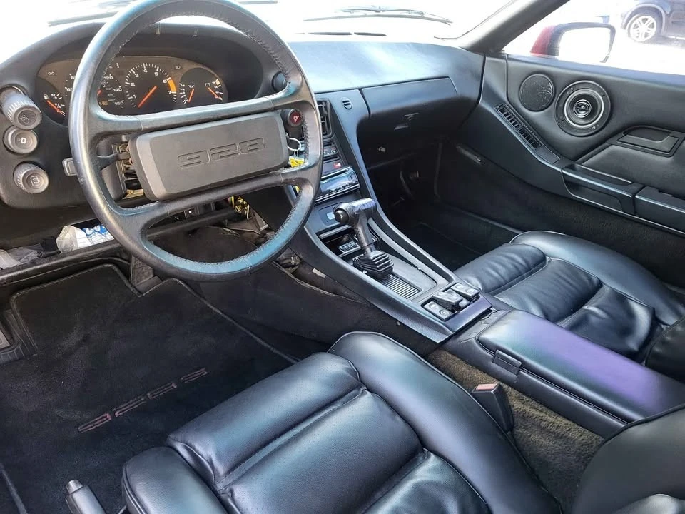 1984 Porsche 928 S - Image 16 of 28