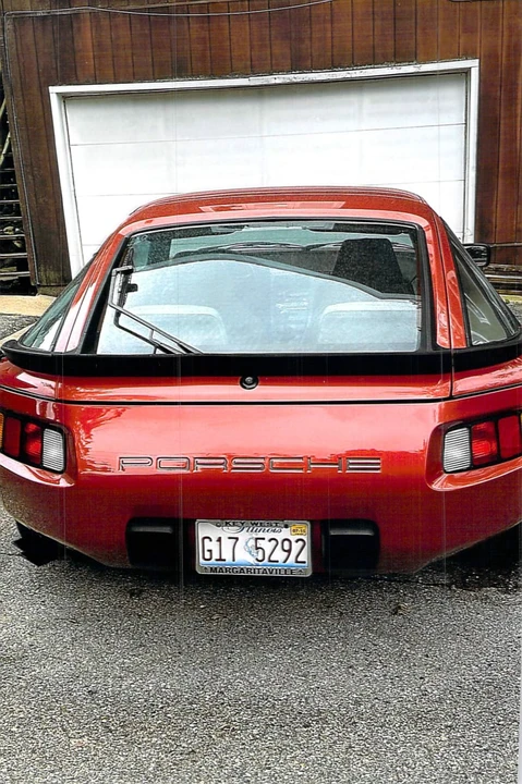 1984 Porsche 928 S - Image 12 of 19