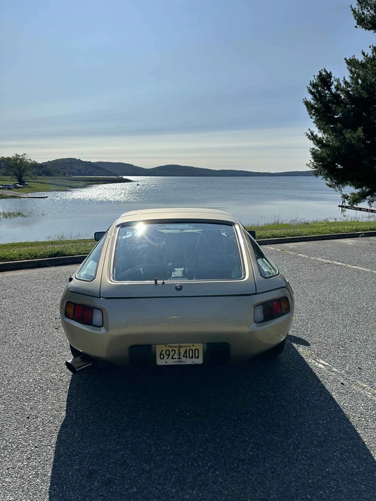 1984 Porsche 928 S - Image 12 of 31