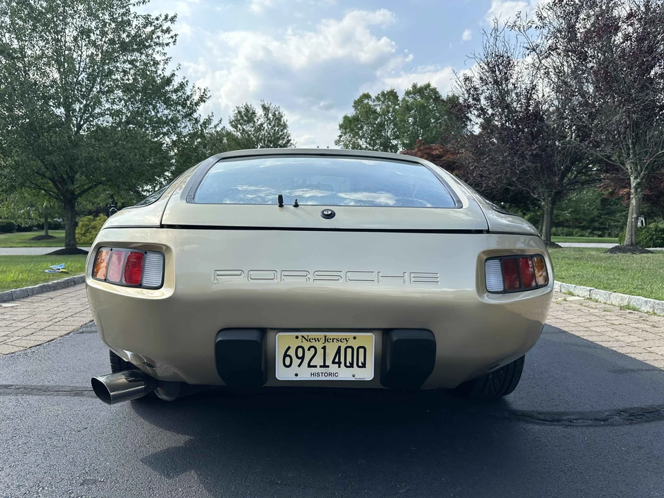 1984 Porsche 928 S - Image 23 of 31